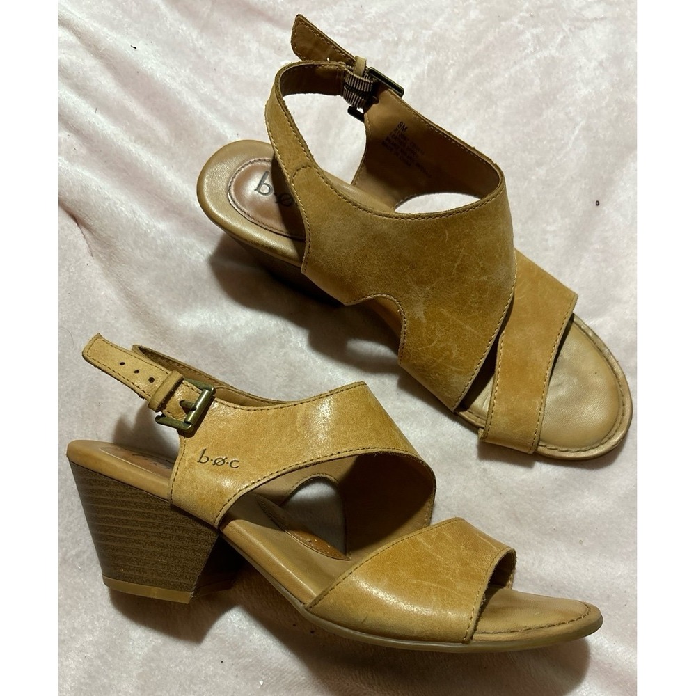 b.ø.c. Women's Angulo  Tan‎ Leather Asssymetical Straps, Size 8